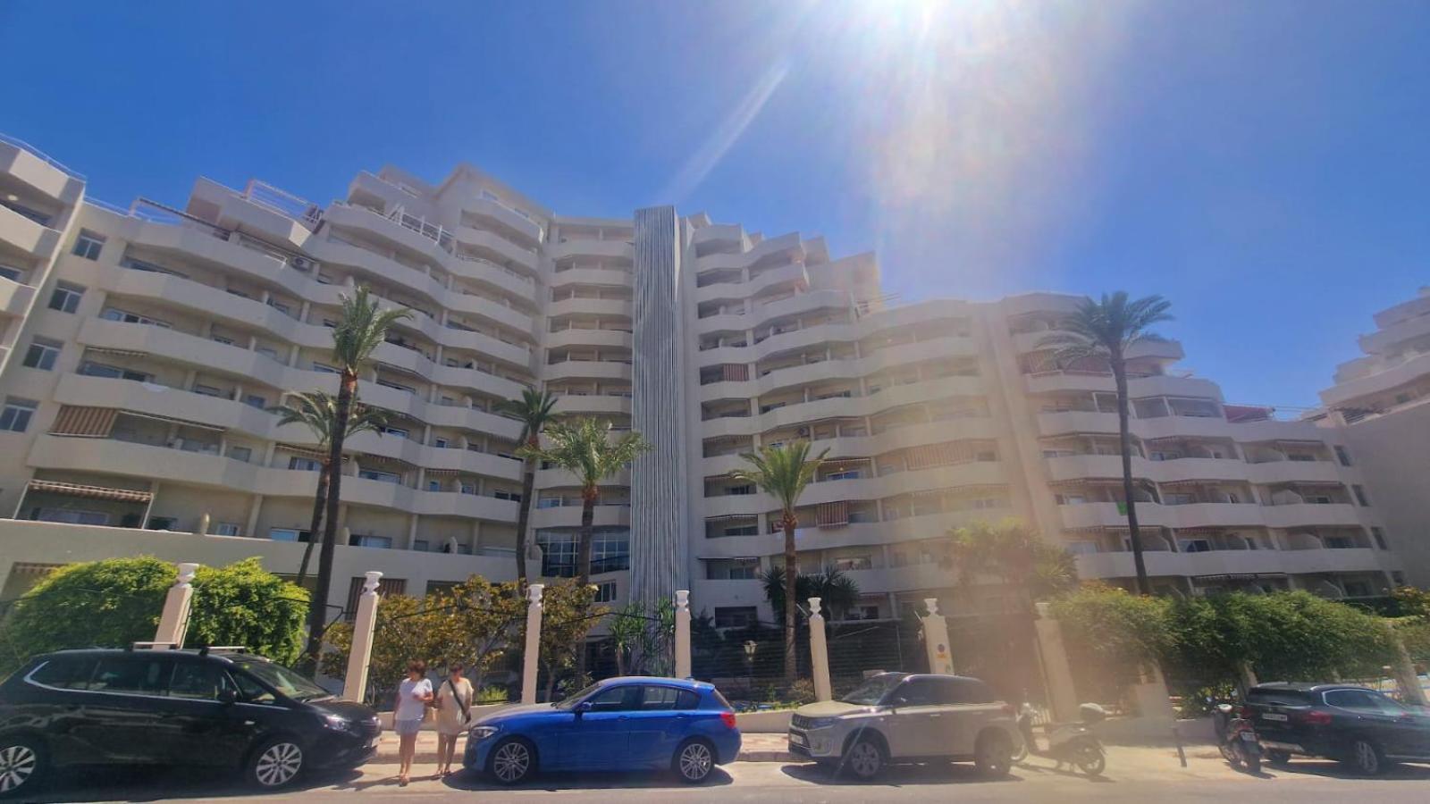 Apartamentos Magic Benalbeach By Benalnova بينالماذينا المظهر الخارجي الصورة